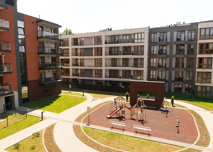 Main Trainstation One Bedroom Ac P4You Pl
